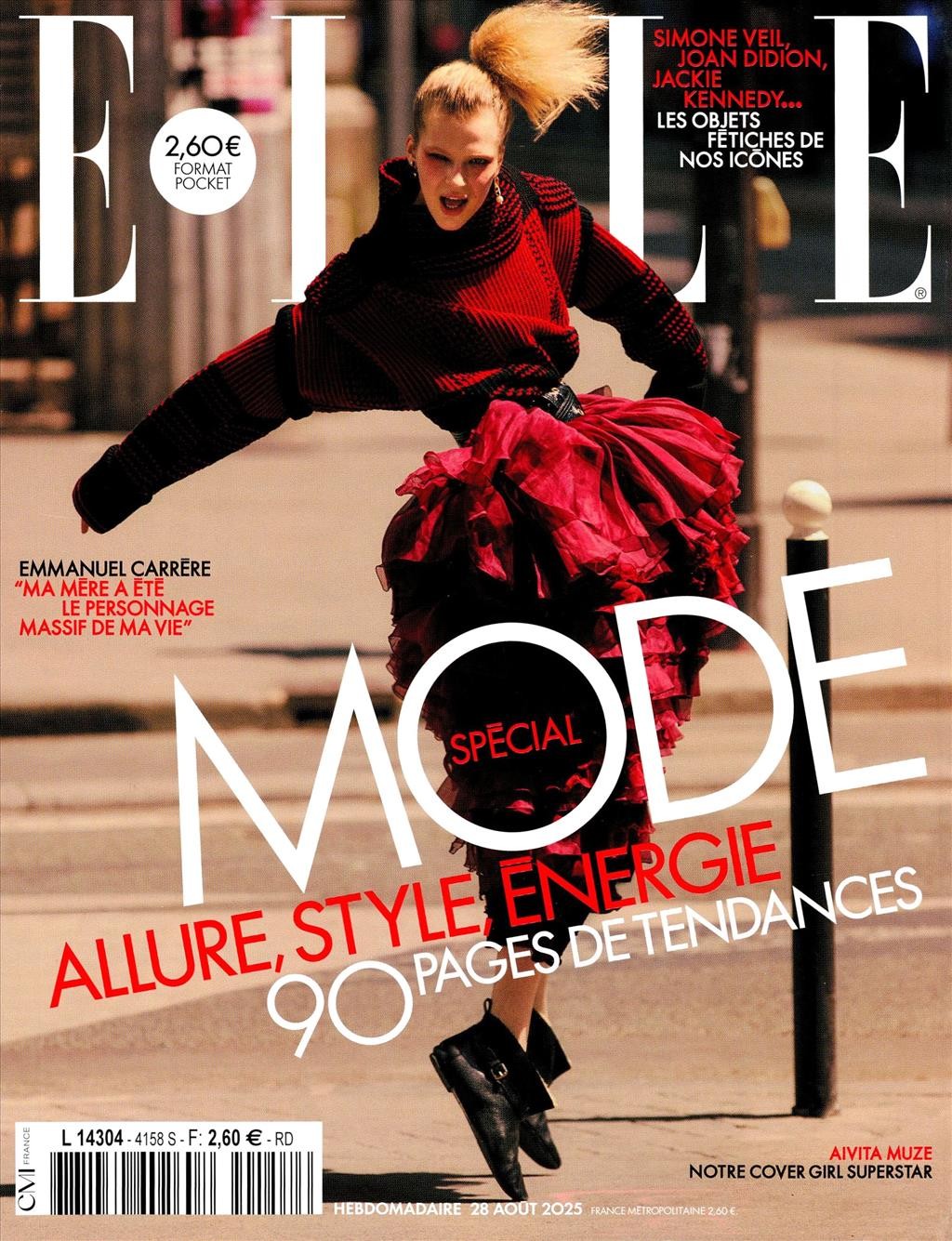 Elle - Click to enlarge picture.