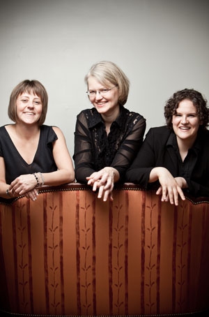 CONCERT: WIND SONG TRIO