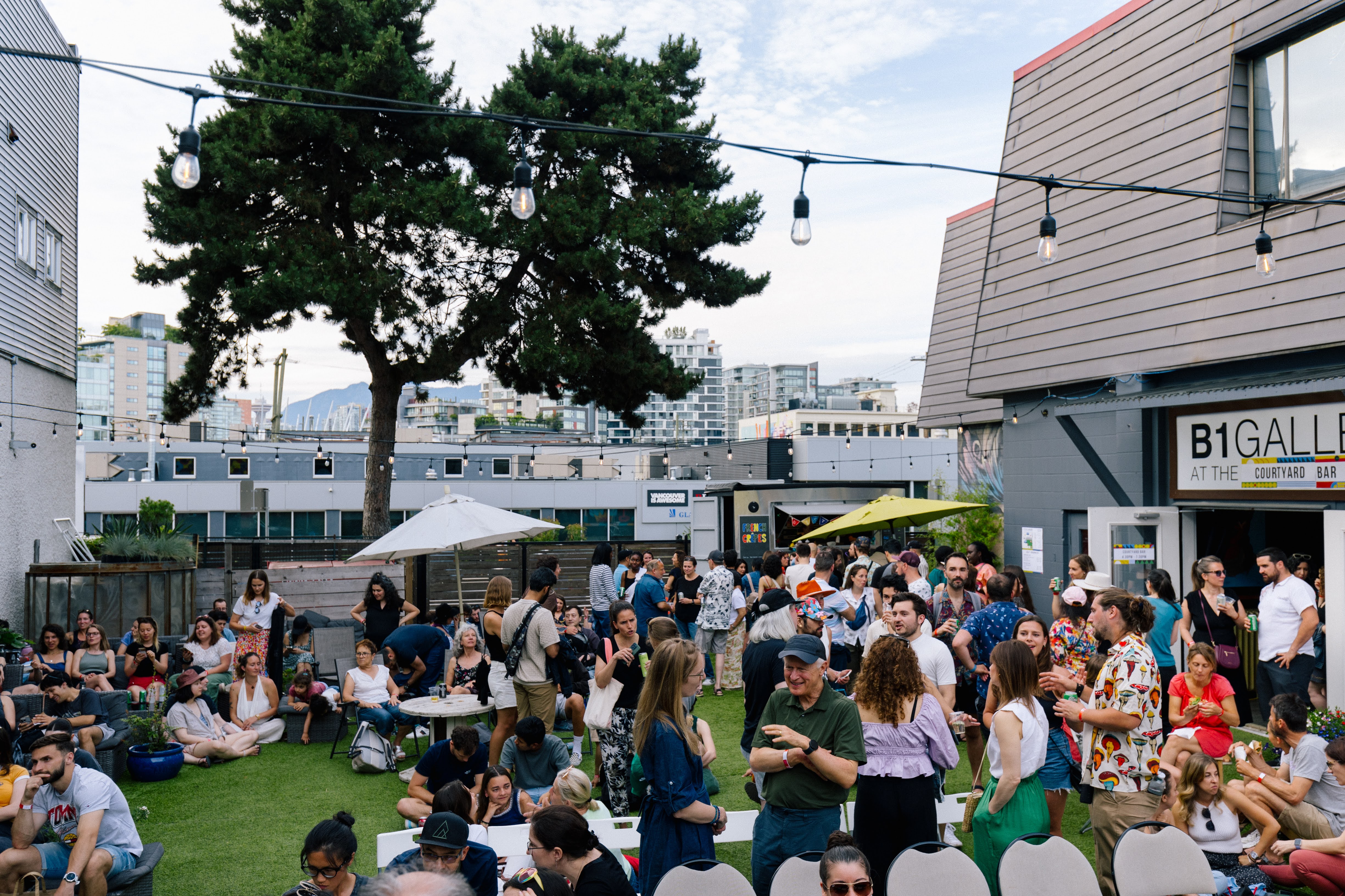 The Beaumont Studios - Courtyard Stage