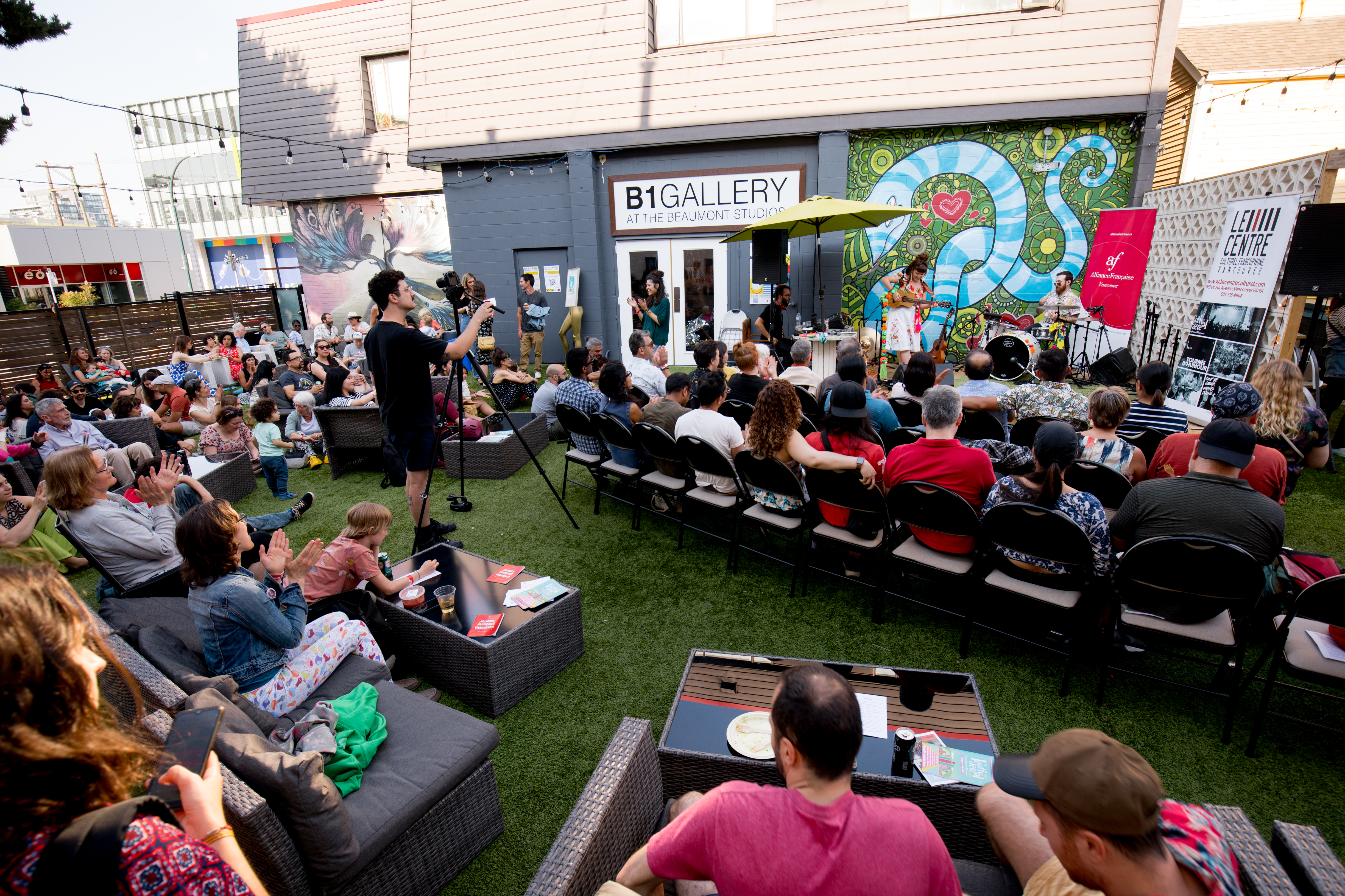 The Beaumont Studios - Courtyard Stage